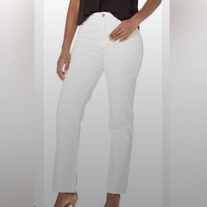 Gloria Vanderbilt Cropped Amanda Jeans